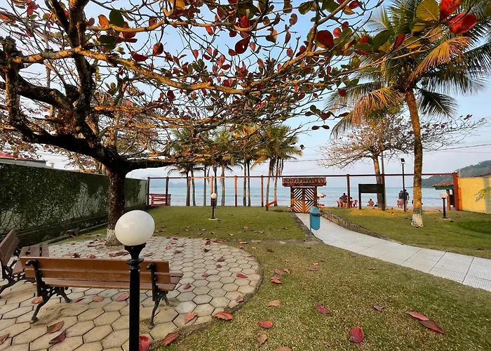 Pé na Areia Praia das Toninhas, C/ Ar e no Térreo